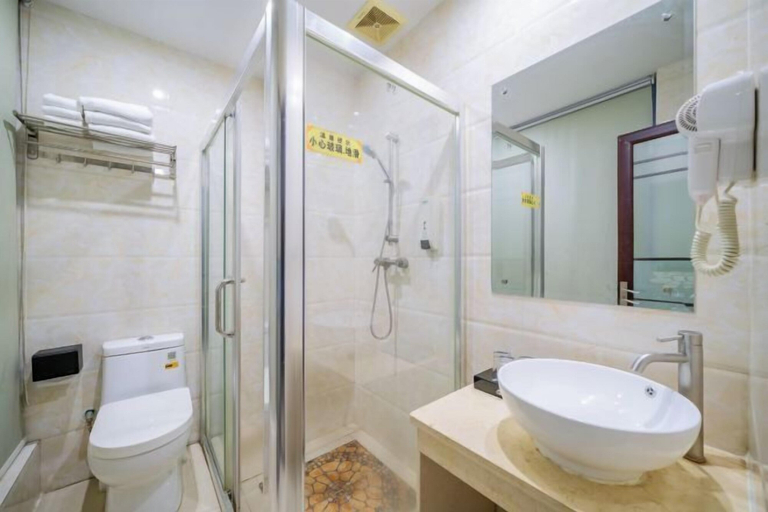 Bathroom 4, Jinyuan Express Hotel, Jiangmen