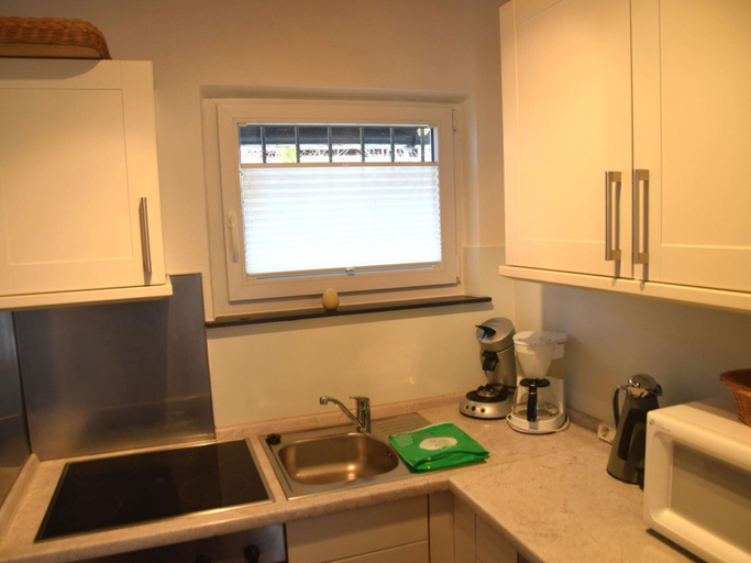 Private kitchen 5, Garden Apartment in Fussen, Ostallgäu