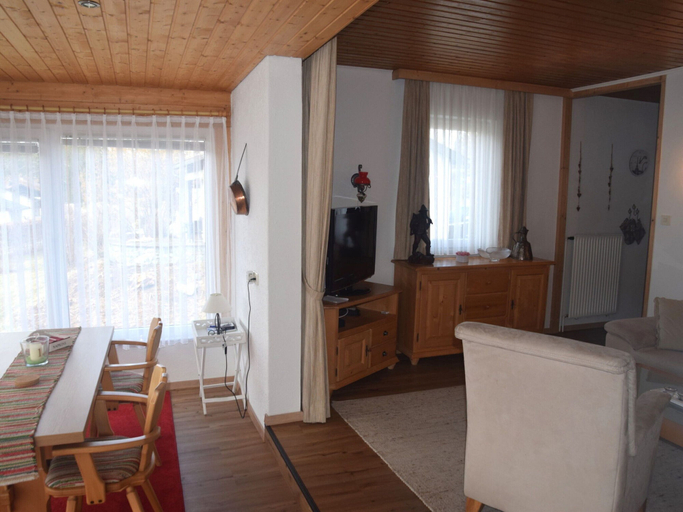 Dining 4, Garden Apartment in Fussen, Ostallgäu
