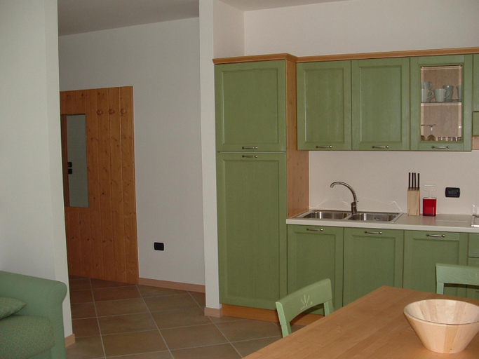 Others 5, Residence Centrale, Trento