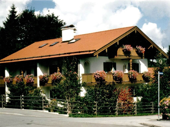 Primary image