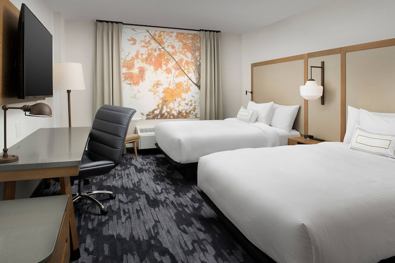 Bedroom 2, Fairfield Inn & Suites by Marriott Nashville Near Vanderbilt, Davidson