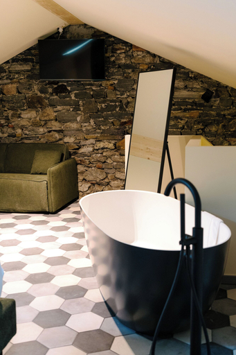 Bathroom 3, Seven Town House Boutique Hotel, Locarno