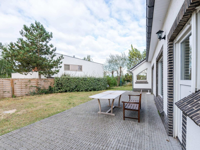 Others 4, House near De Hoge Blekker Dunes, West-Vlaanderen