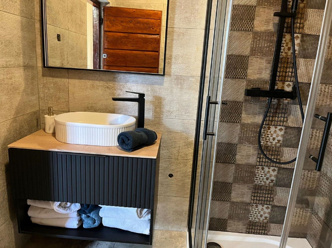Bathroom 3, Pet-friendly Holiday Home in Sukošan with Hot Tub, Sukošan