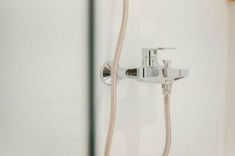 Bathroom 20