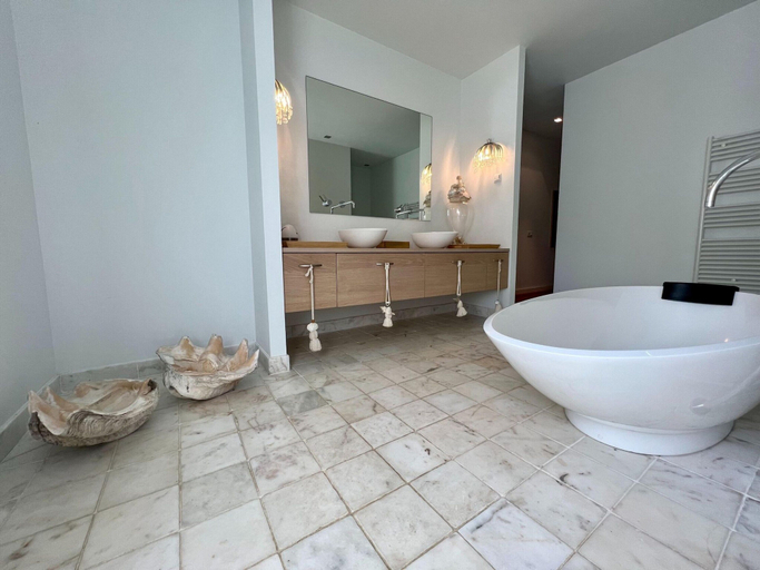 Bathroom 4, Luxury Villa With Private Pool, Var
