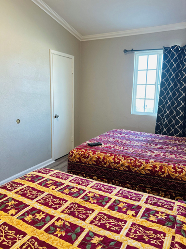 Bedroom 4, Plaza Hotel Gardena , Los Angeles