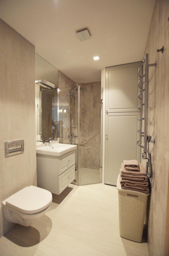 Bathroom 3, Smelynas Neringa Apartments, Neringos