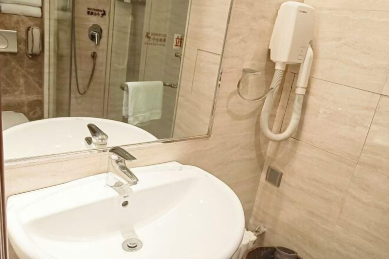 Bathroom 5, Renji Hotel, Beijing
