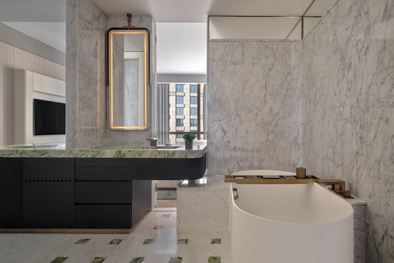 Bathroom 11