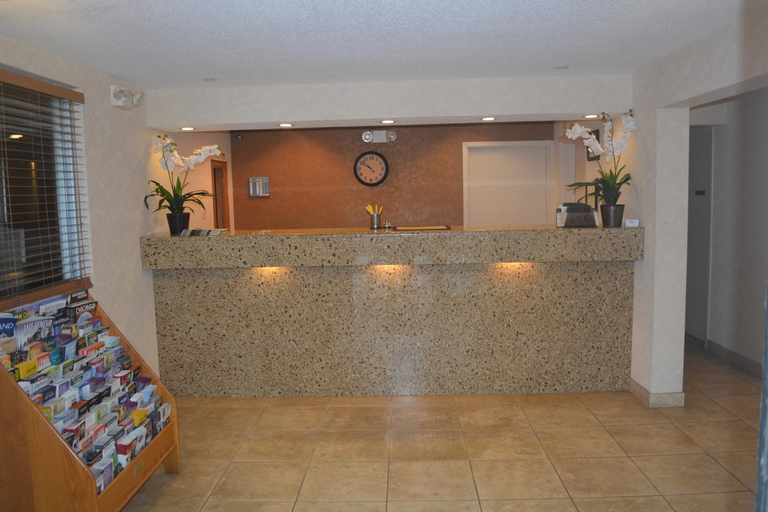 Public Area 2, Motel 6 Alsip, IL, Cook