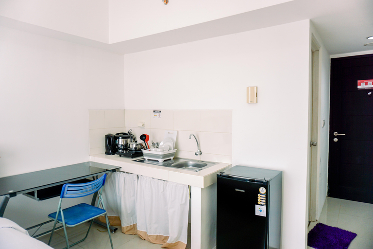 Others 2, Nice and Comfy Studio at Ambassade Kuningan Apartment By Travelio, Jakarta Selatan
