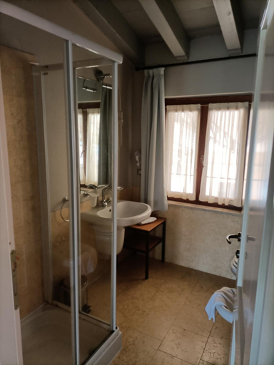 Bathroom 2, Agriturismo Feliciana, Brescia