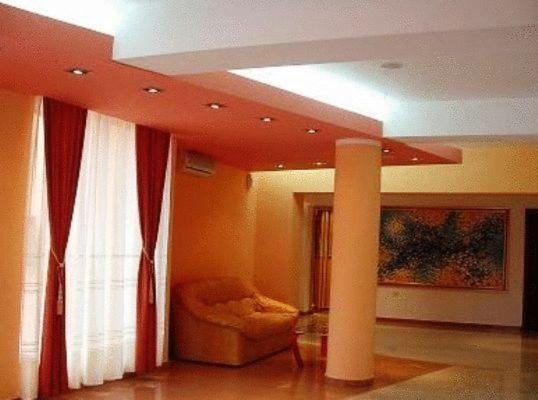 Others 3, Hotel Maria, Ramnicu Valcea
