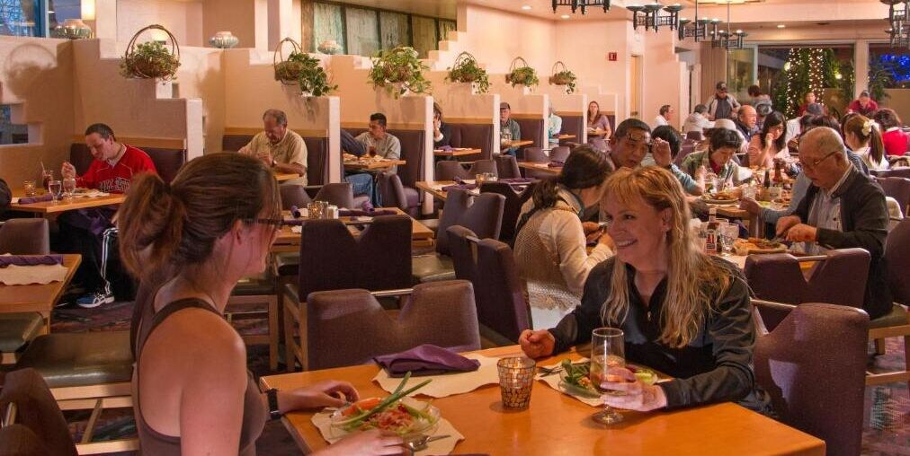 Food & Drinks 4, Canyon Plaza Premier Studios and Apts, Coconino