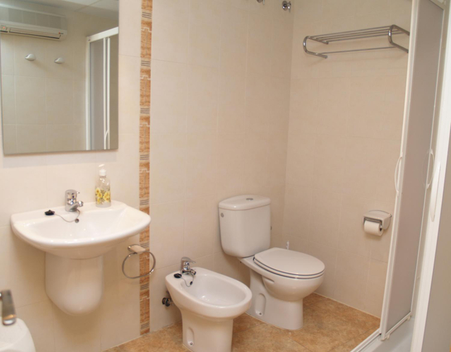 Bathroom 3, Apartamentos Campuebla & Spa, Castellón