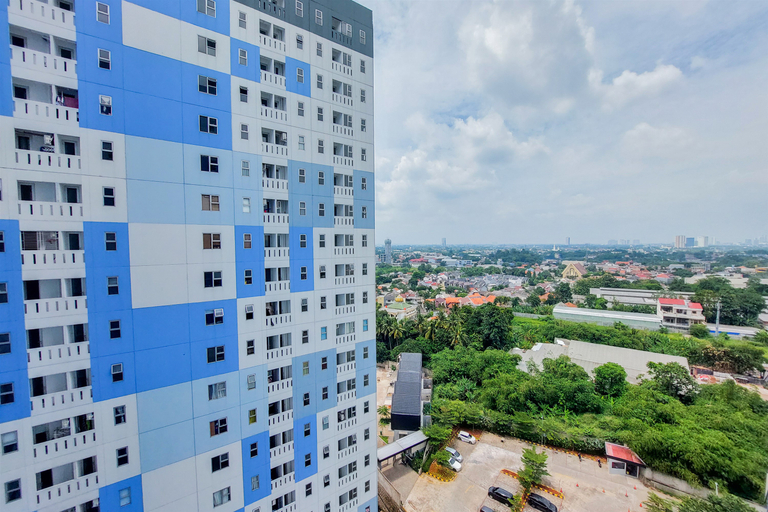 Exterior & Views, Luxury Studio at 19th Floor Apartment Urbantown Serpong By Travelio, Tangerang Selatan