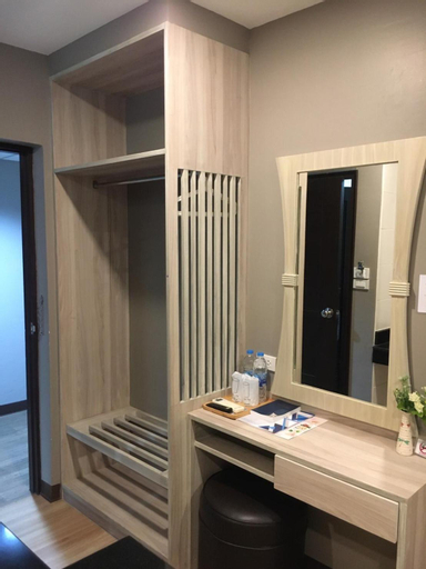 Bedroom 18