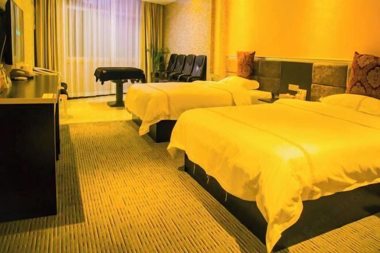 Bedroom 2, Pingtang Dubai Royal Hotel, Qiannan Buyei and Miao