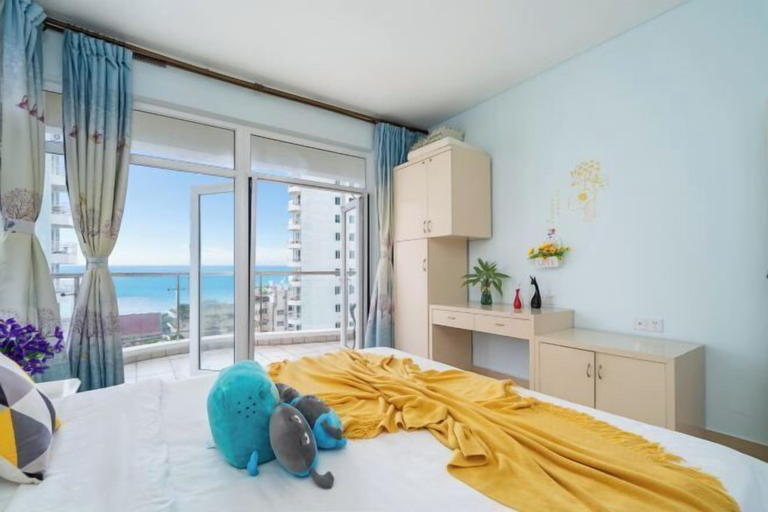 Bedroom 1, Sanya Hai Hua Apartment, Sanya