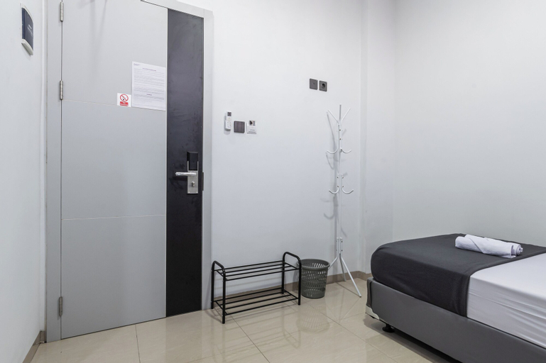 Bedroom 12