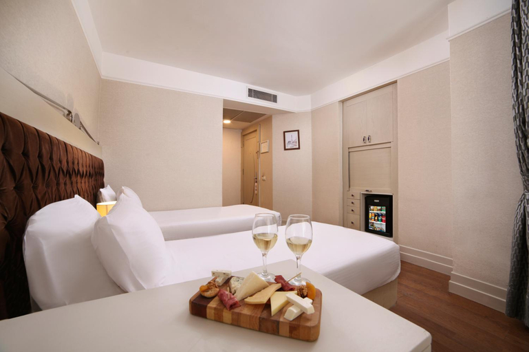 Bedroom 2, Faros Old City Hotel, Fatih