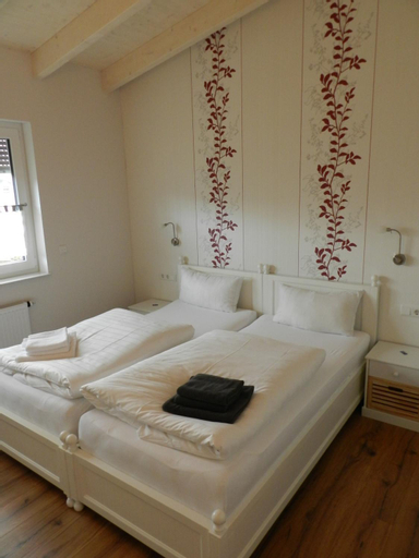 Bedroom 2, Gasthaus Johanning eK, Northeim