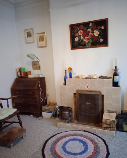 Others 5, Captivating 2-bed Hideaway Apartment in Gloucester, Gloucestershire