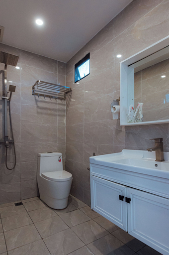 Bathroom 6