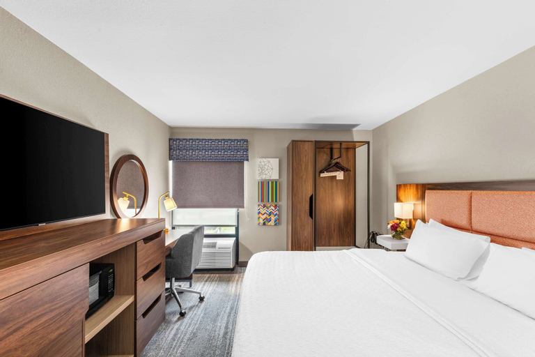 Bedroom 25