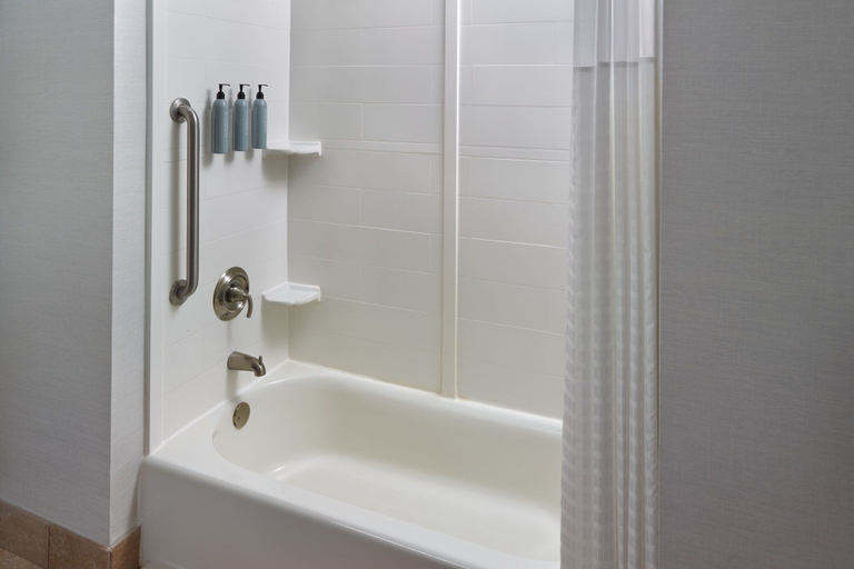 Bathroom 4, Courtyard Atlanta Conyers, Rockdale
