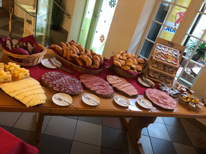 Food & Drinks 5, Hirschen B&B, Landquart