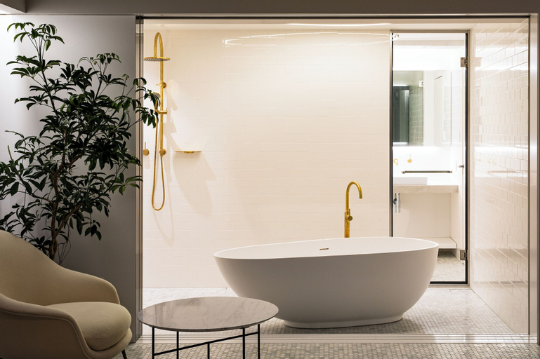 Bathroom 4