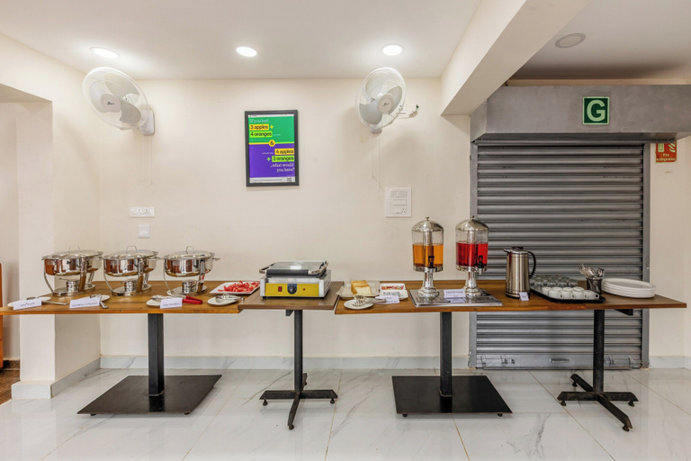 Food & Drinks 3, Treebo Sky City Grand, Dakshina Kannada