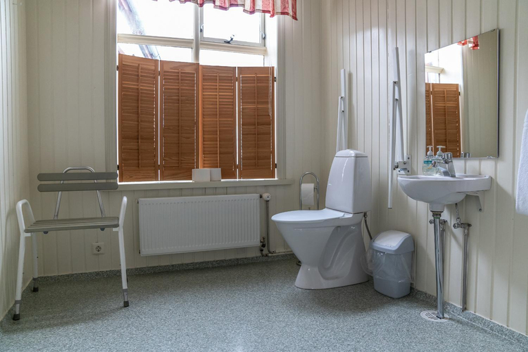 Bathroom 2, Guesthouse Gamla, Ísafjarðarbær