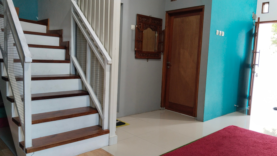 Others 5, Villa Seledri Syariah, Bandung
