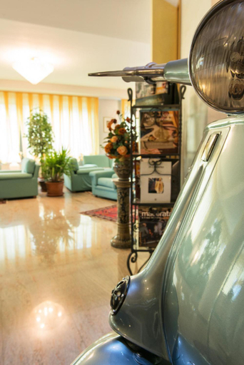 Public Area 2, Hotel Torresi, Macerata