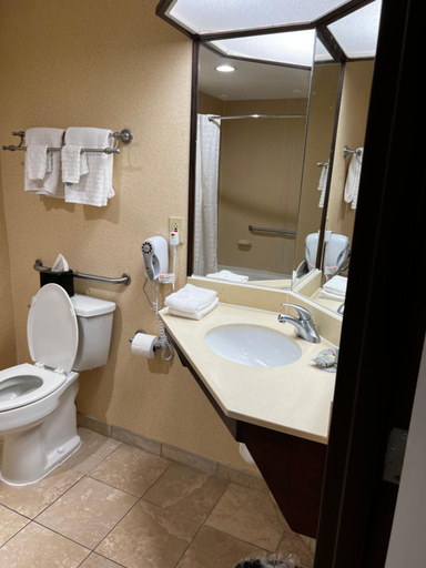 Bathroom 4, Baymont by Wyndham Monroe Ohio, Butler