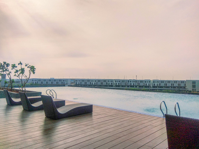 Others 4, Comfort 1BR at Vasanta Innopark Apartment By Travelio, Cikarang