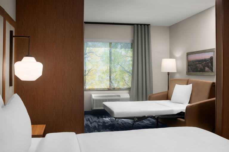 Bedroom 3, Fairfield Inn & Suites By Marriott Victorville, San Bernardino