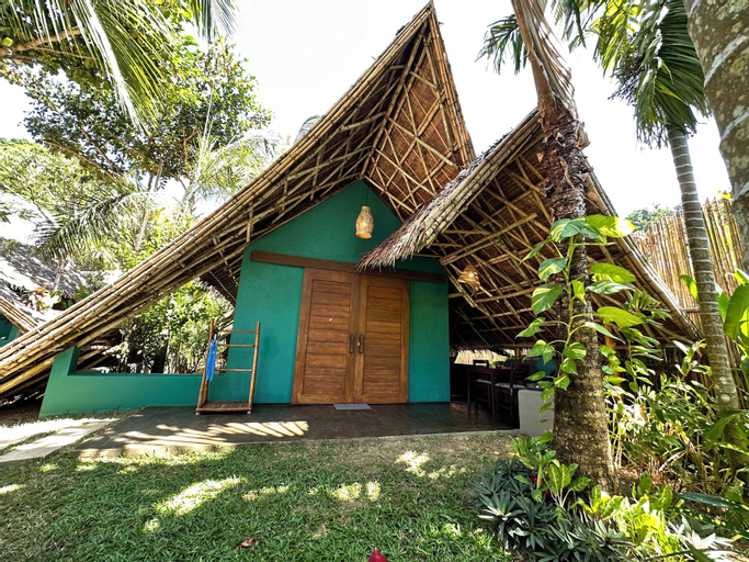 Exterior 9
