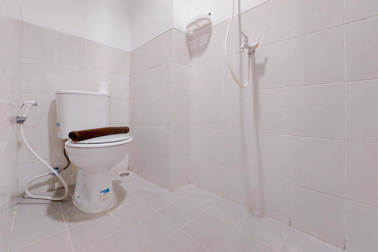 Bathroom 4