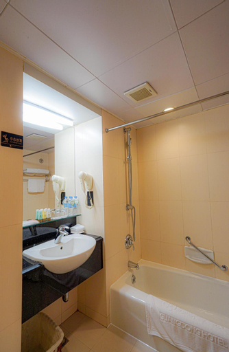 Bathroom 13