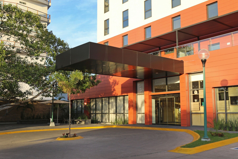 Exterior & Views 2, City Express Plus by Marriott Puerto Vallarta, Puerto Vallarta