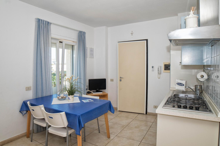 Dining Room 7