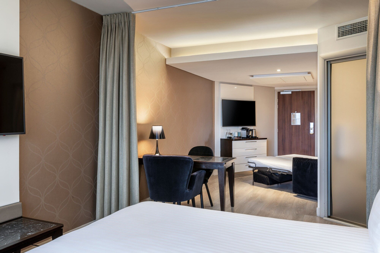 Bedroom 14
