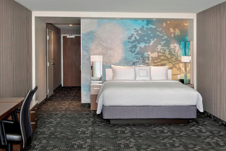 Bedroom 3, Courtyard by Marriott Schenectady at Mohawk Harbor, Schenectady