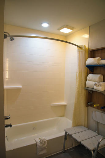 Bathroom 4, Microtel Inn & Suites by Wyndham Daphne/Mobile, Baldwin