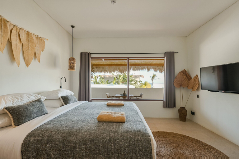 Bedroom 3, Amber Lombok Beach Resort, Lombok